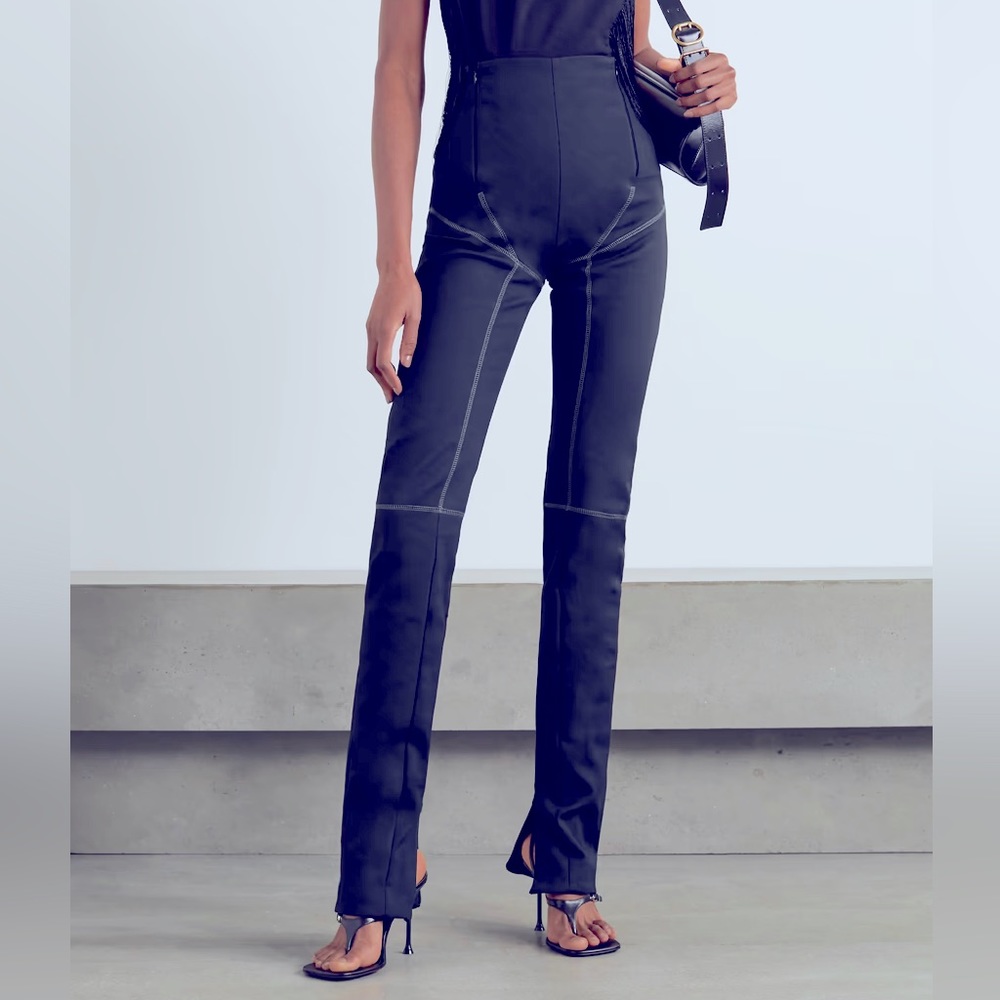 NWT MAXIMILLIAN Stretch-Scuba Skinny Pants